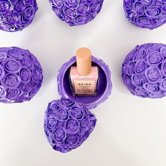 Rose-Covered Easter Eggs – Handcrafted Party Favors, Spring Decor, Wedding Gifts - Picture 4 of 7